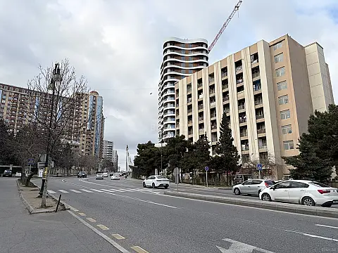 Satılır 1 otaqlı mənzil 36 m² — Bakı, 5-ci mikrorayon 1 otaq 36.00 m²