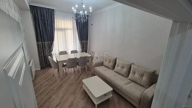 Kirayə verilir 2 otaqlı mənzil 70 m²
