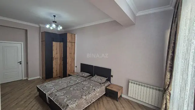 Kirayə verilir 2 otaqlı mənzil 70 m²