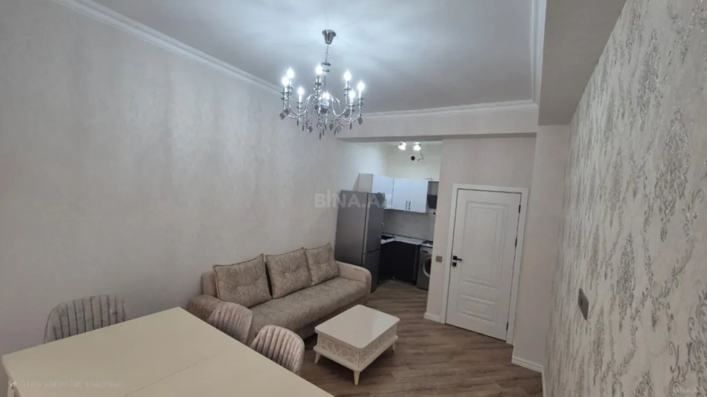 Kirayə verilir 2 otaqlı mənzil 70 m²