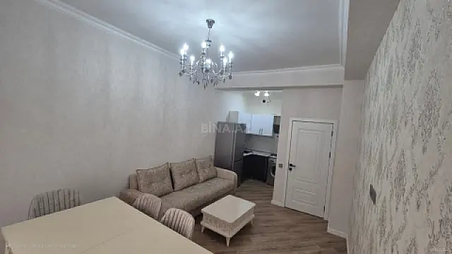 Kirayə verilir 2 otaqlı mənzil 70 m²