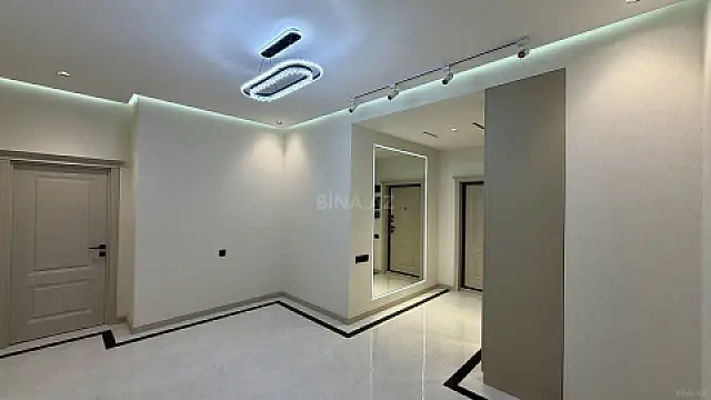 Satılır 3 otaqlı mənzil 144 m²