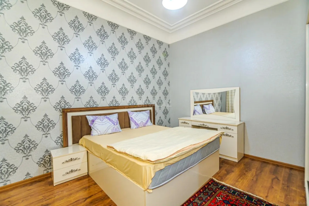 Kirayə verilir 2 otaqlı mənzil 60 m²