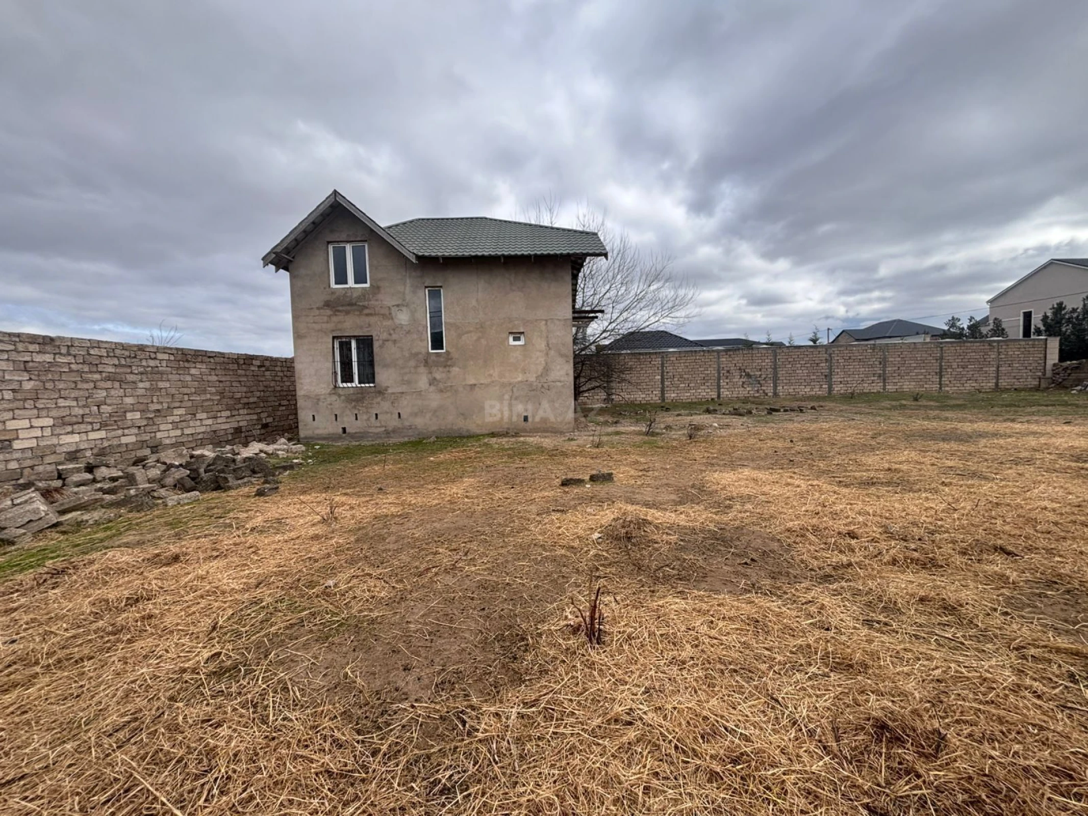 Satılır torpaq sahəsi 12 m²