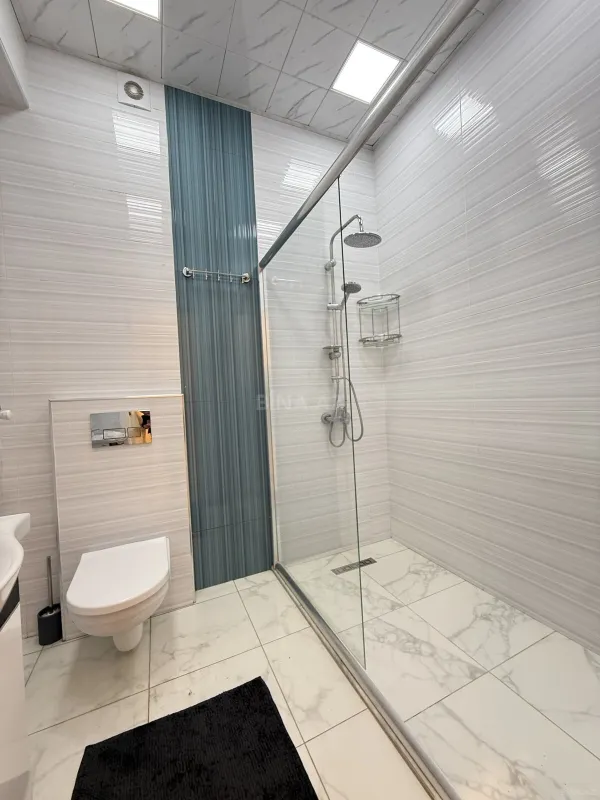 Kirayə verilir 3 otaqlı mənzil 124 m²