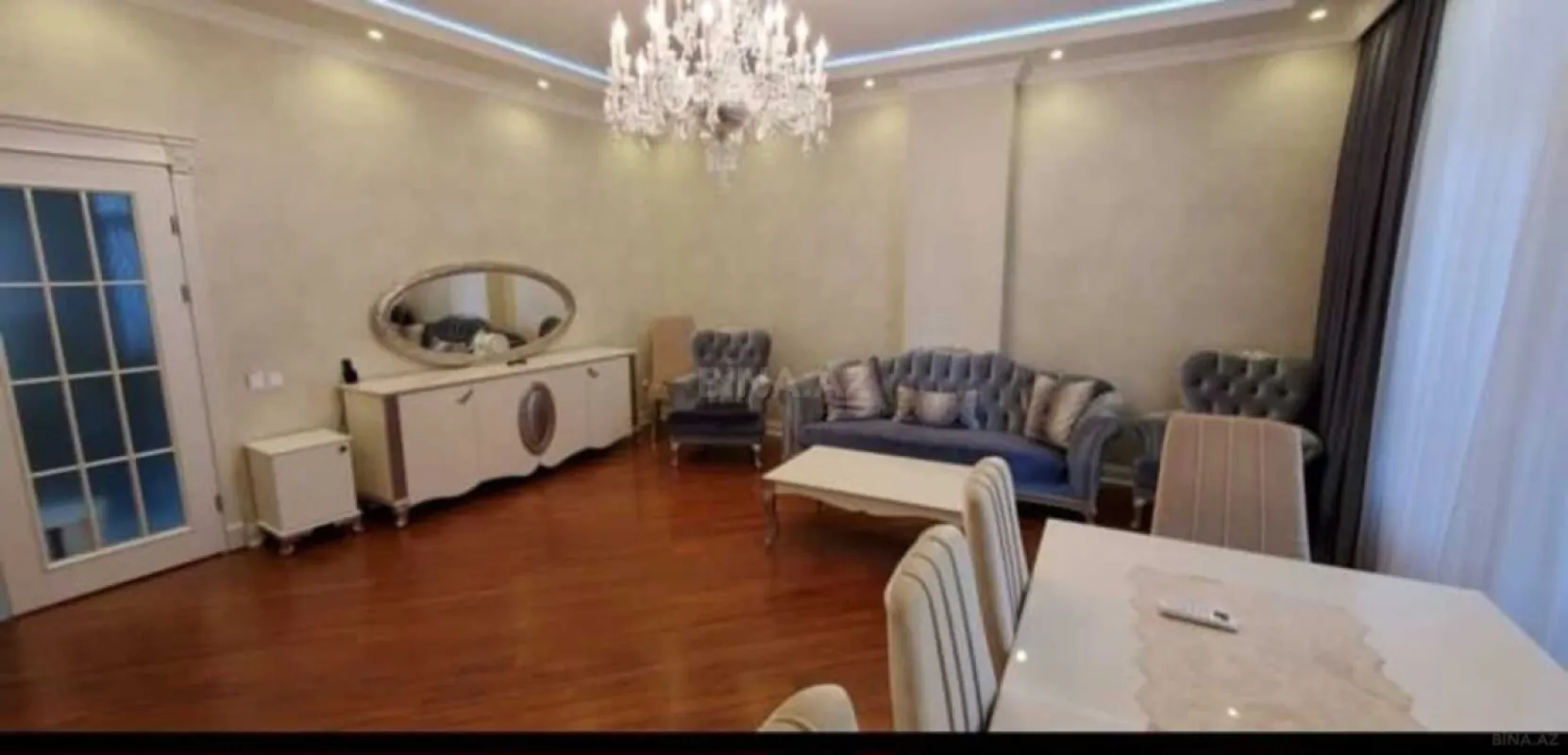 Satılır 3 otaqlı mənzil 110 m²