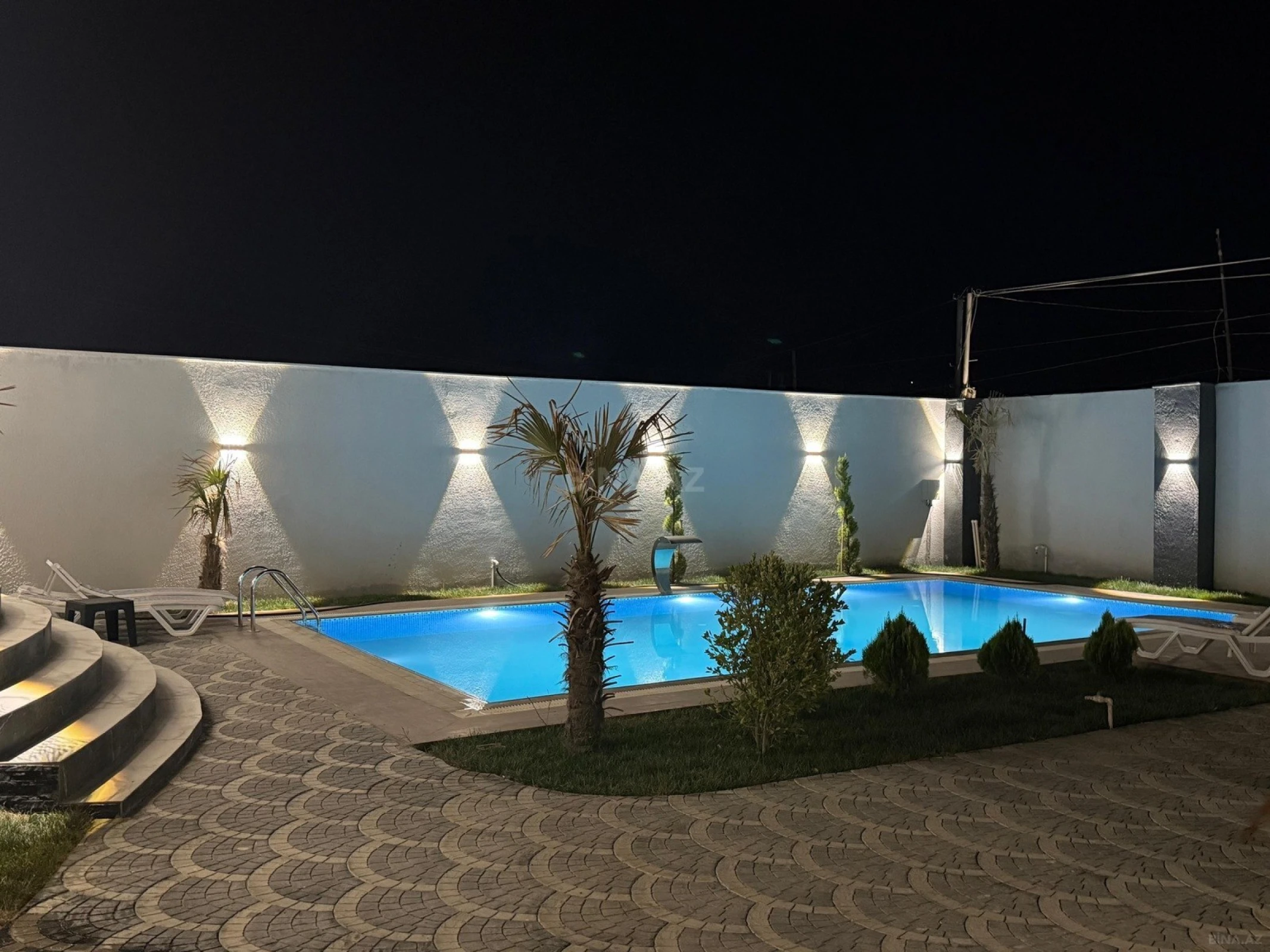 Kirayə verilir 4 otaqlı həyət evi 250 m²