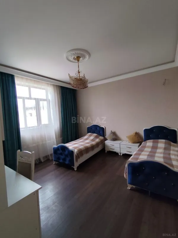 Satılır 4 otaqlı həyət evi 156 m²