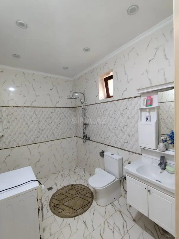 Satılır 4 otaqlı həyət evi 156 m²