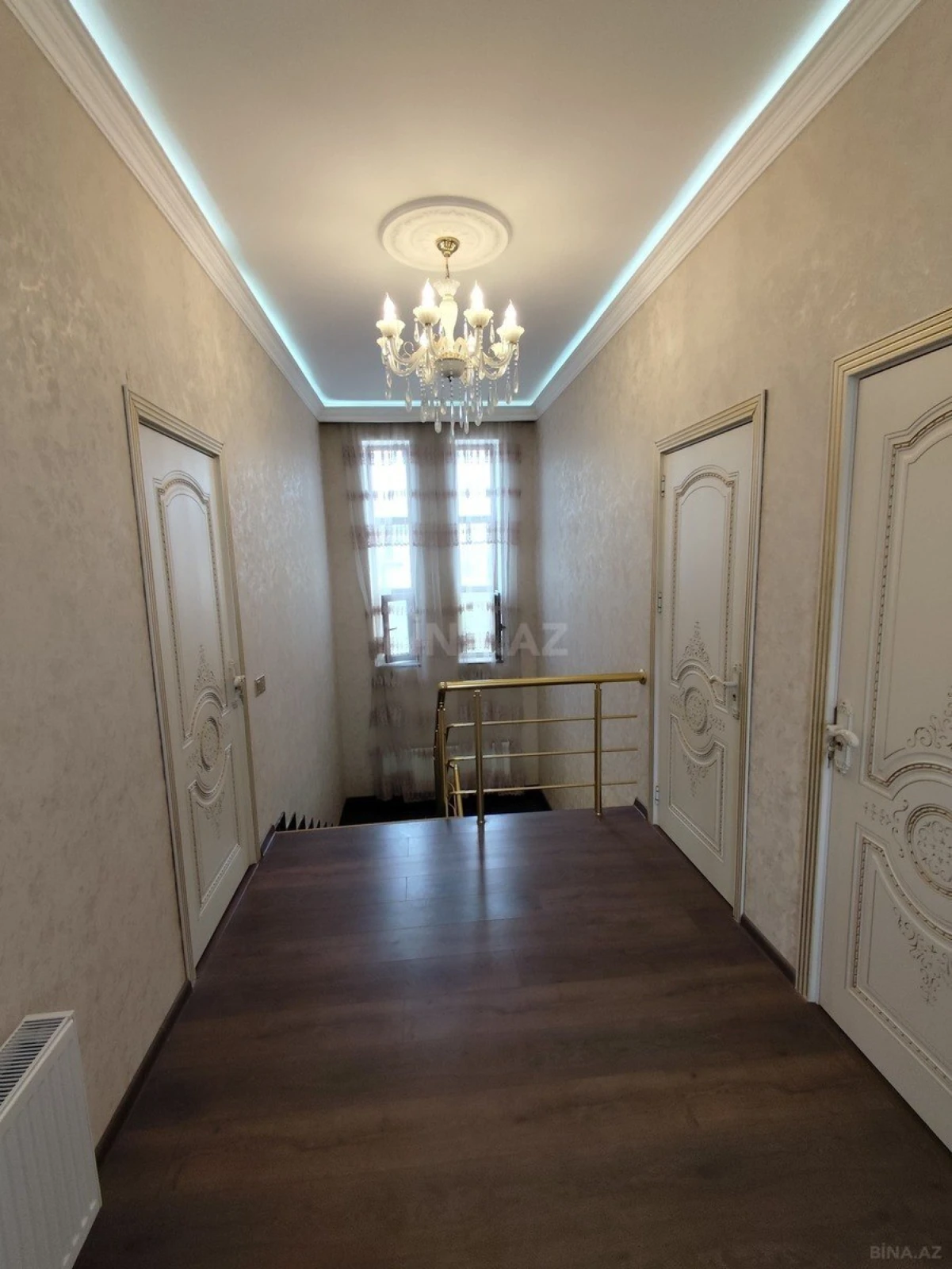 Satılır 4 otaqlı həyət evi 156 m²