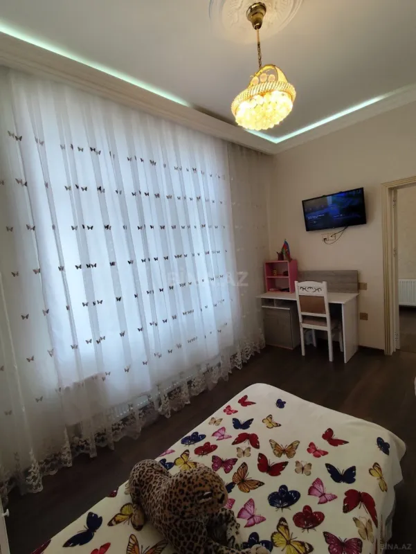 Satılır 4 otaqlı həyət evi 156 m²
