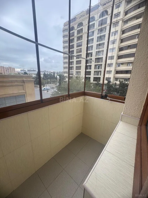 Kirayə verilir 3 otaqlı mənzil 125 m²
