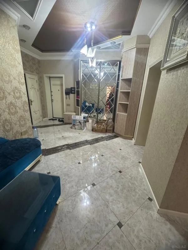 Kirayə verilir 3 otaqlı mənzil 125 m²