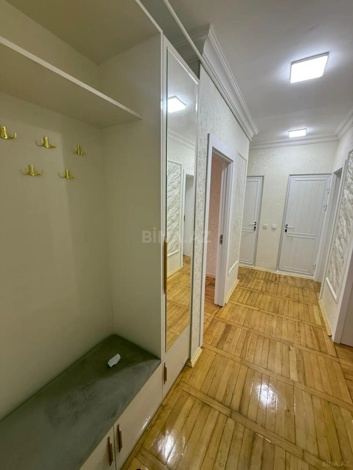 Satılır 3 otaqlı mənzil 80 m²