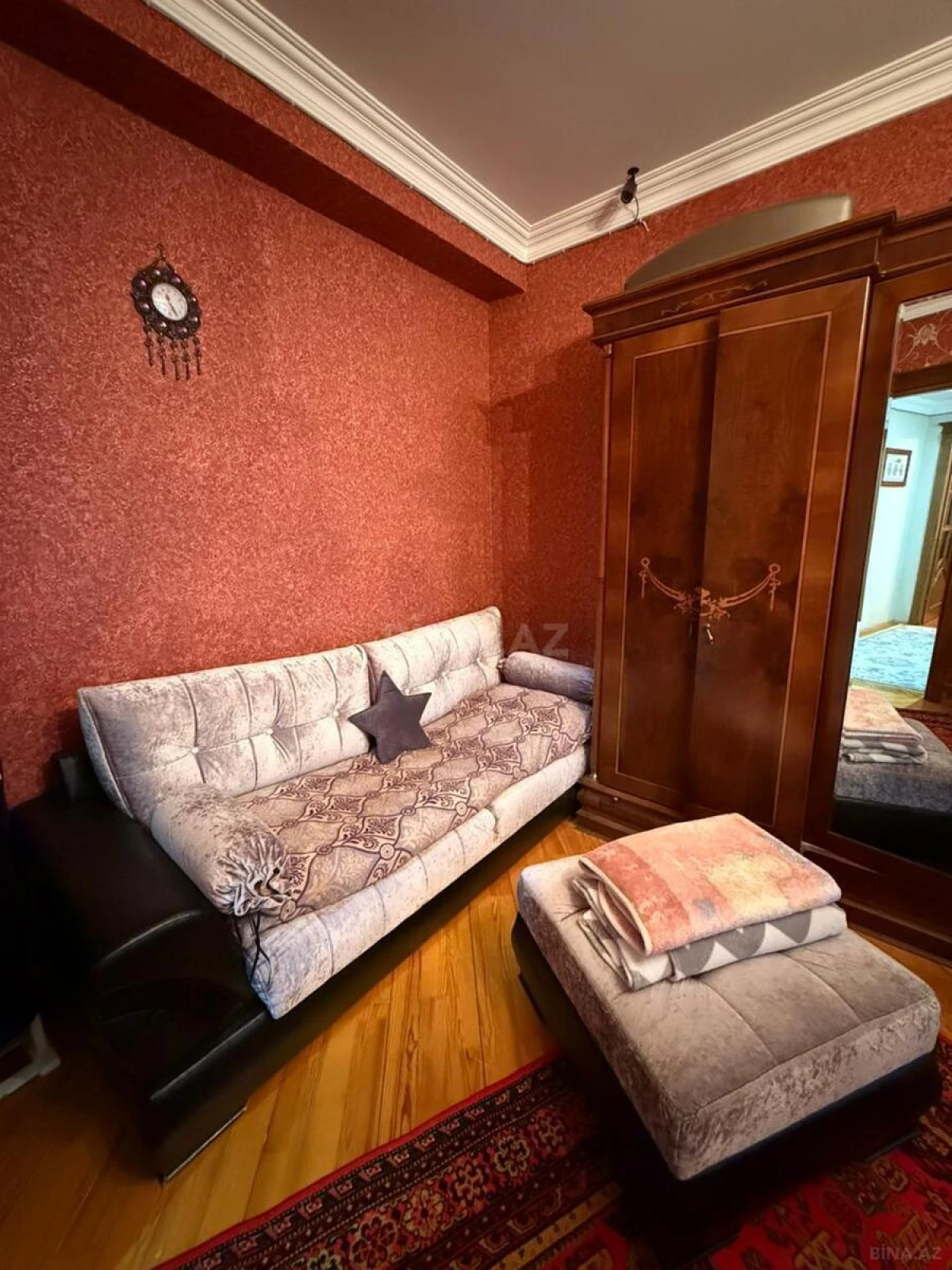 Satılır 3 otaqlı mənzil 105 m²