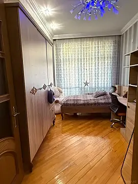 Satılır 3 otaqlı mənzil 105 m²