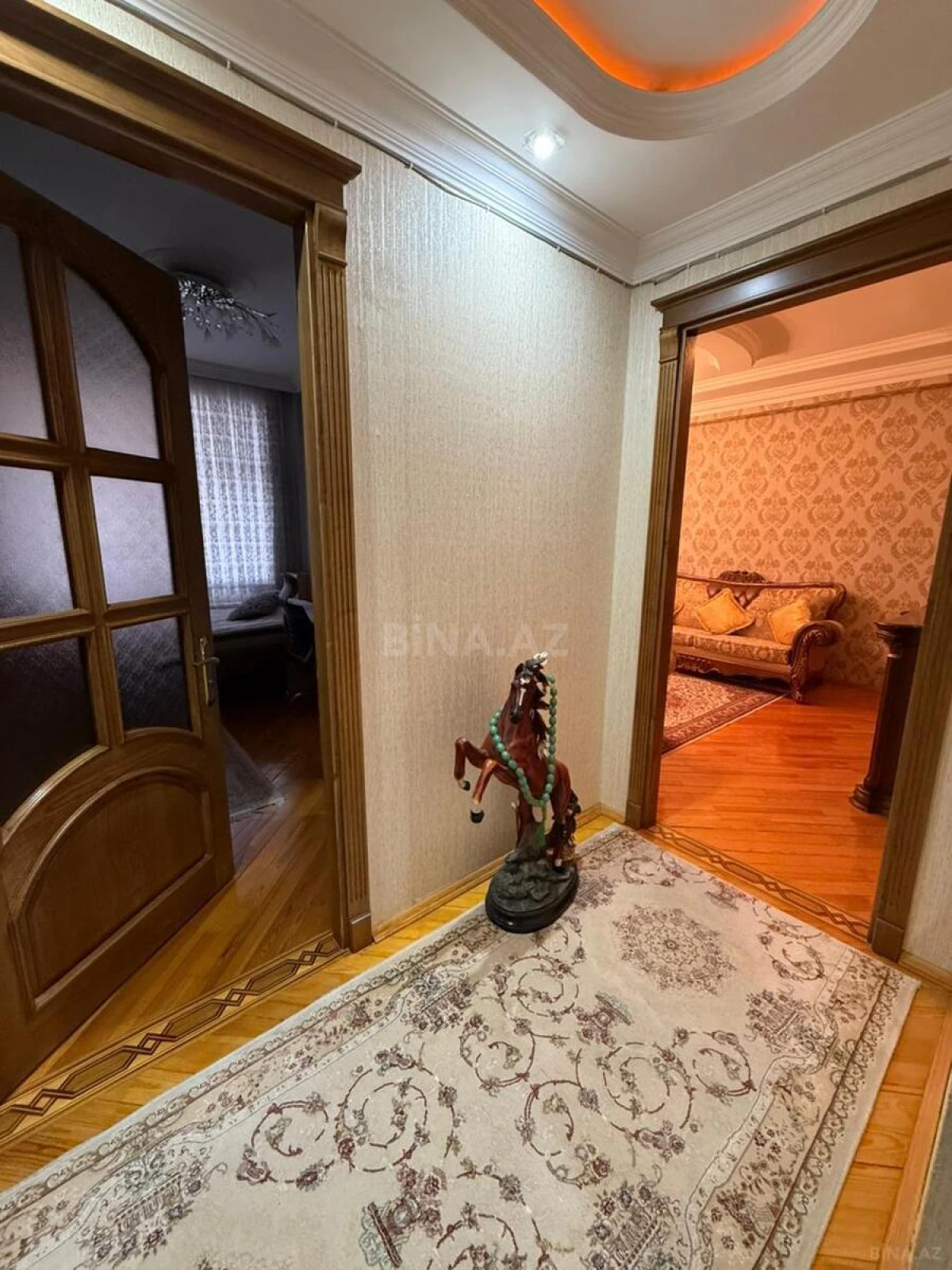 Satılır 3 otaqlı mənzil 105 m²