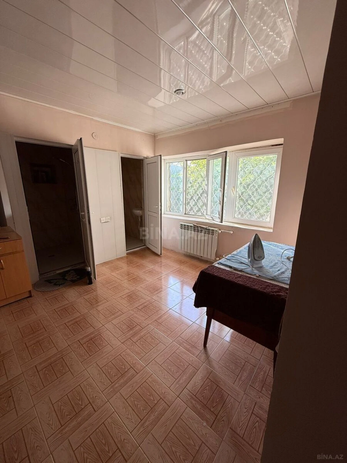 Satılır 5 otaqlı həyət evi 200 m²