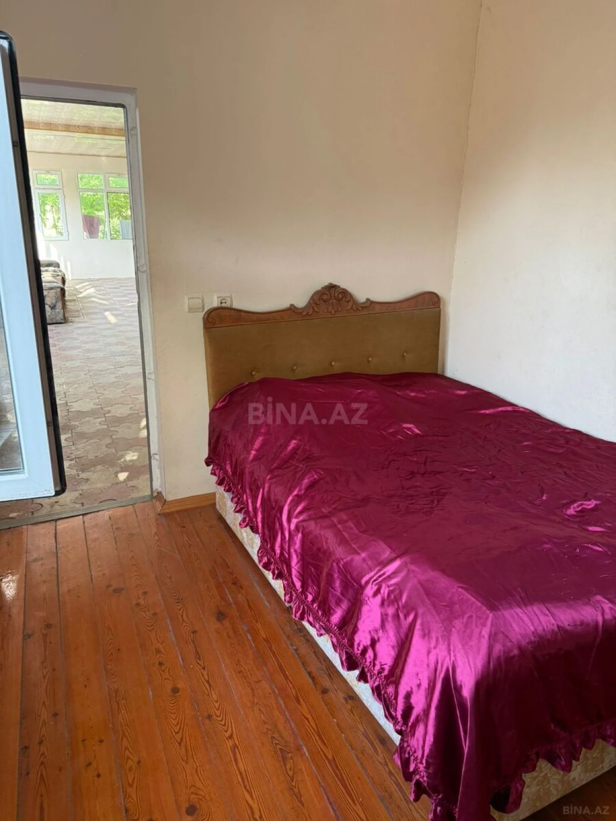 Satılır 5 otaqlı həyət evi 200 m²