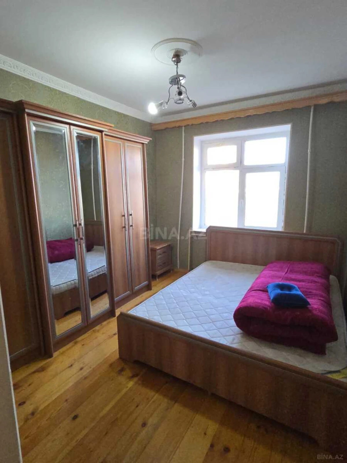 Kirayə verilir 2 otaqlı mənzil 50 m²