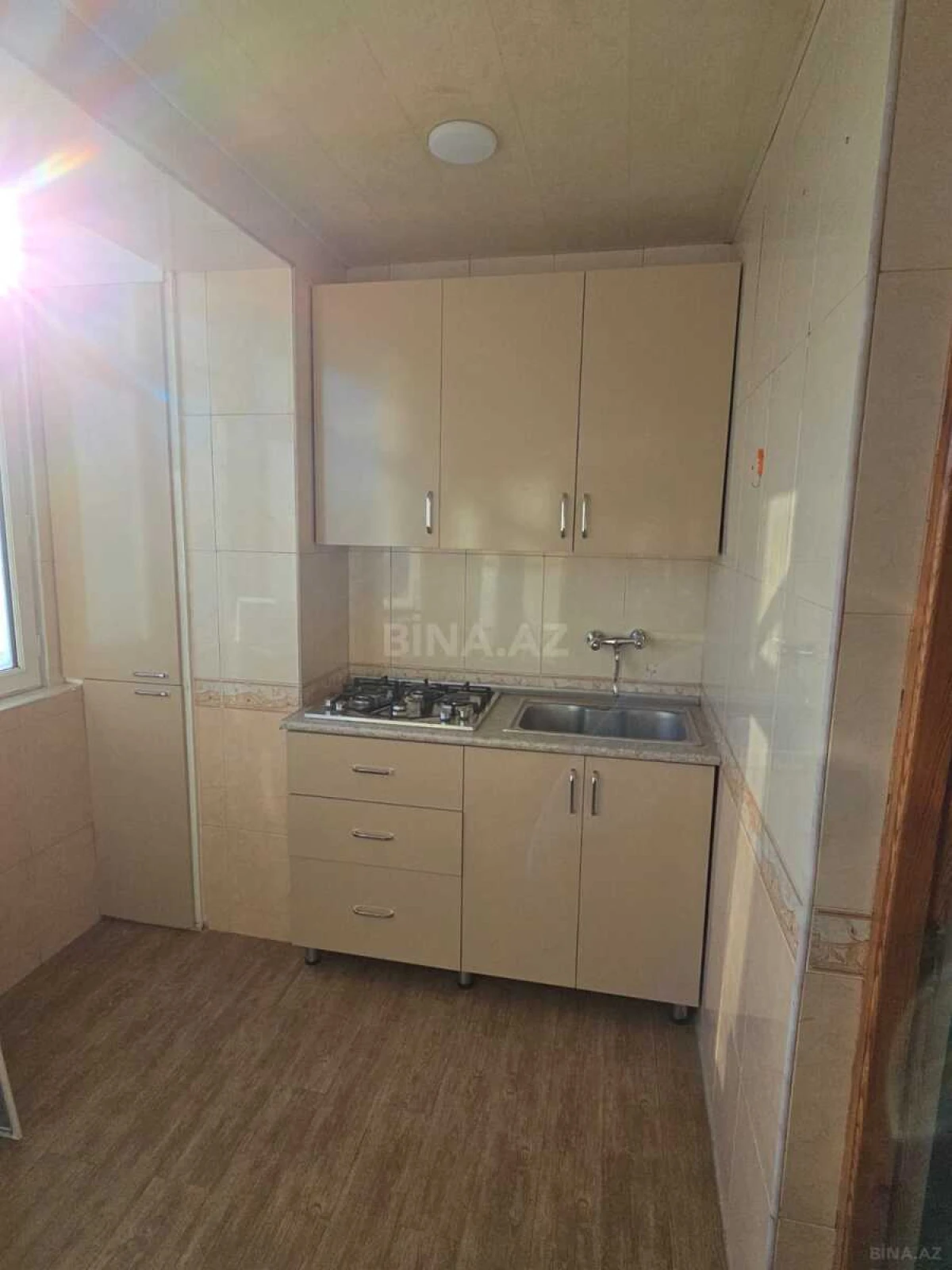 Kirayə verilir 2 otaqlı mənzil 50 m²