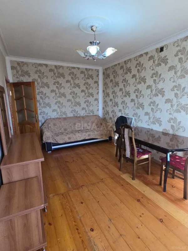 Kirayə verilir 2 otaqlı mənzil 50 m²