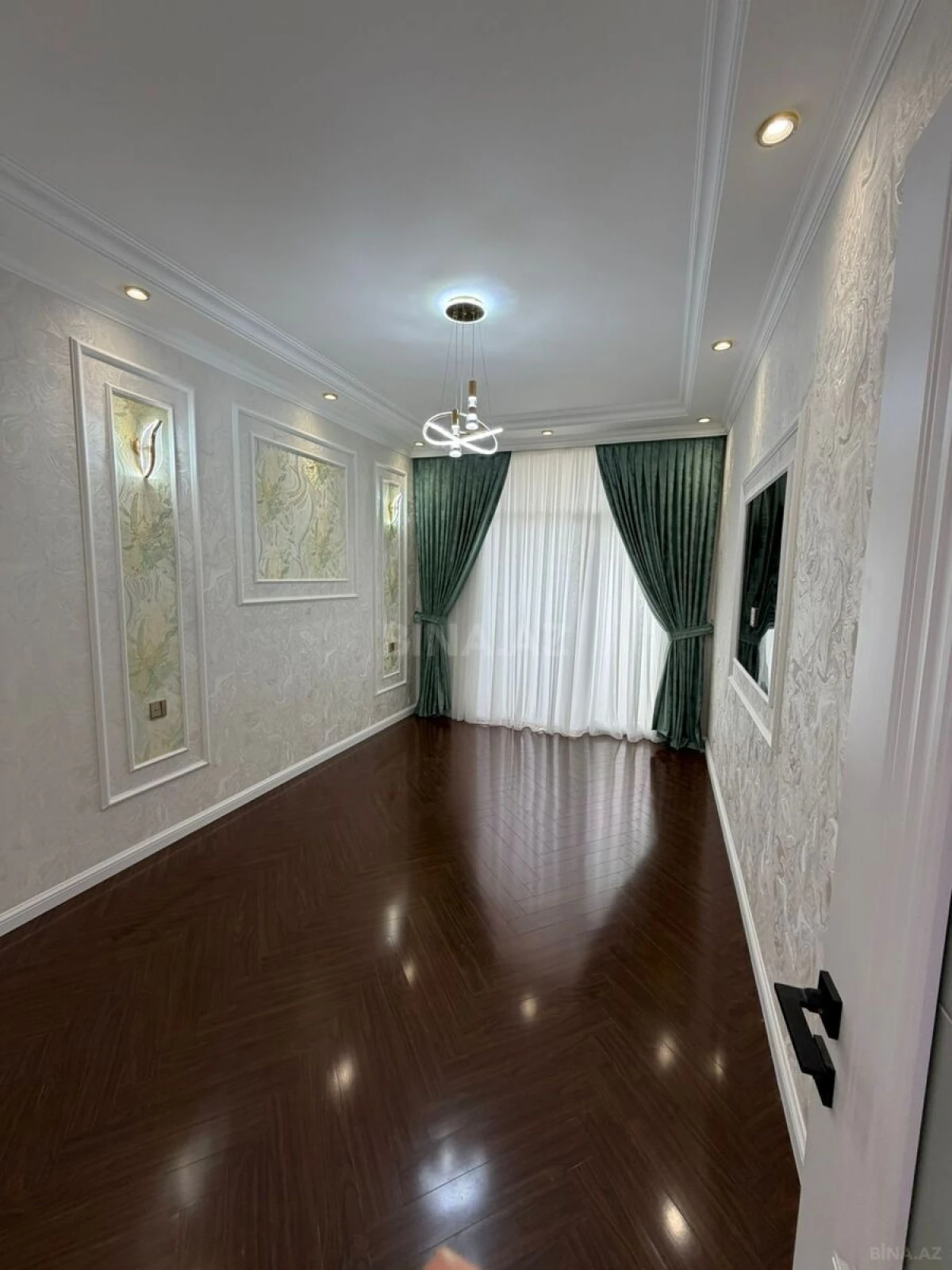 Satılır 2 otaqlı mənzil 55 m²