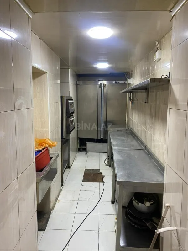 Satılır obyekt 183 m²