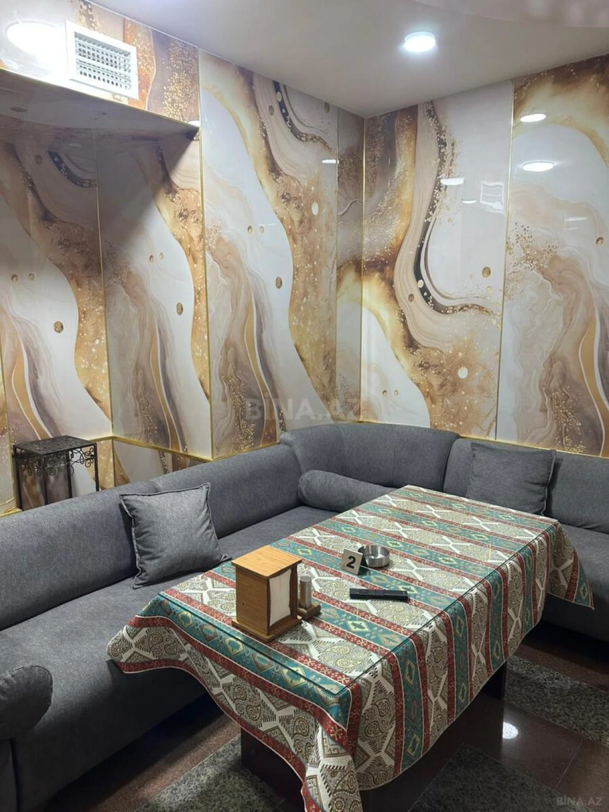 Satılır obyekt 183 m²