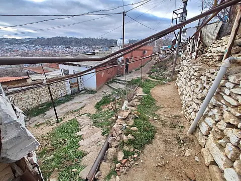 Satılır 2 otaqlı həyət evi 50 m² — Bakı, Bayıl 2 otaq 50.00 m²