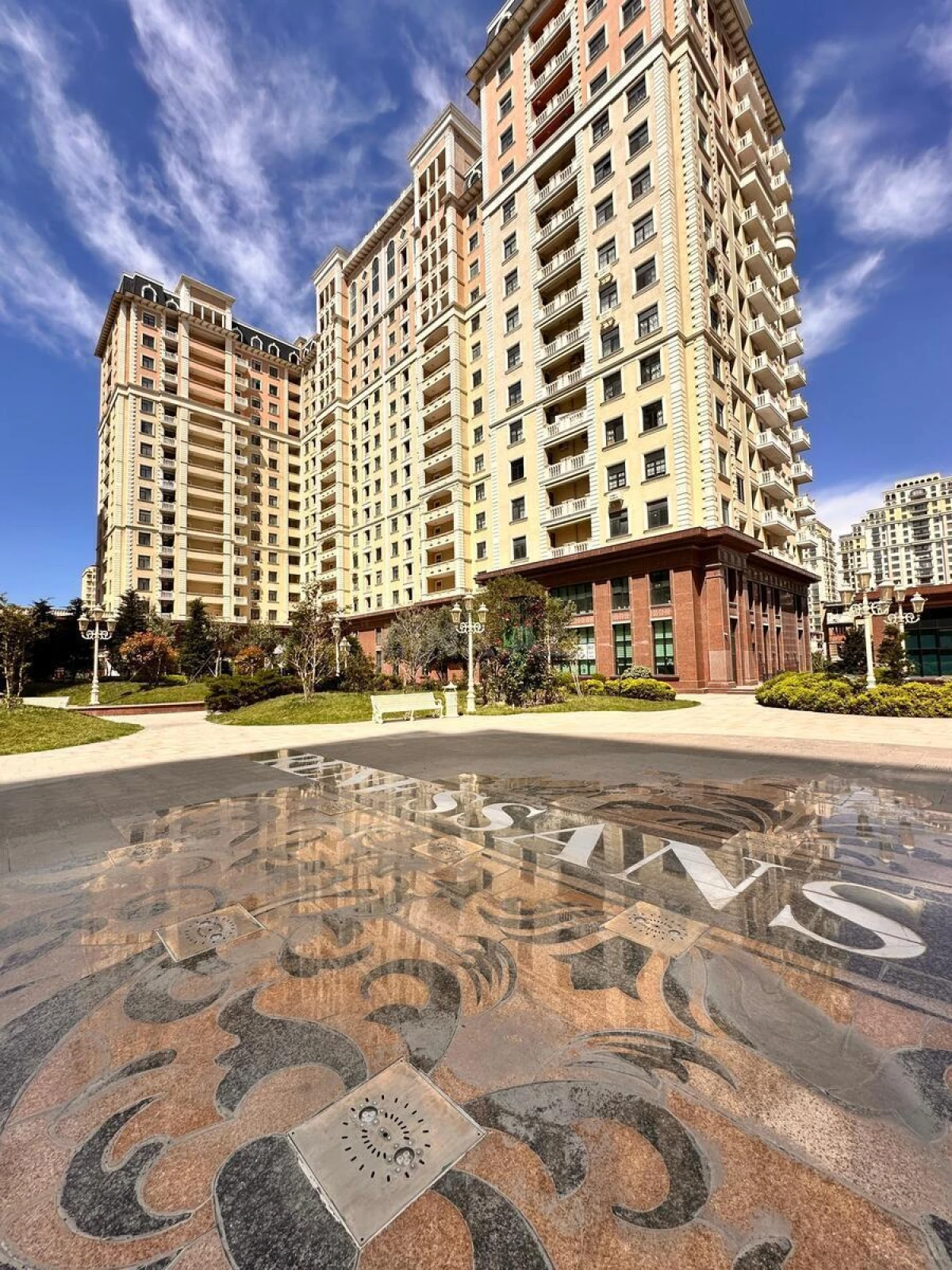 Kirayə verilir 2 otaqlı mənzil 70 m²