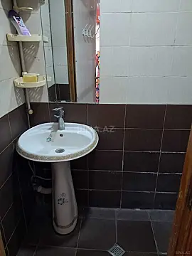 Kirayə verilir 2 otaqlı mənzil 40 m²