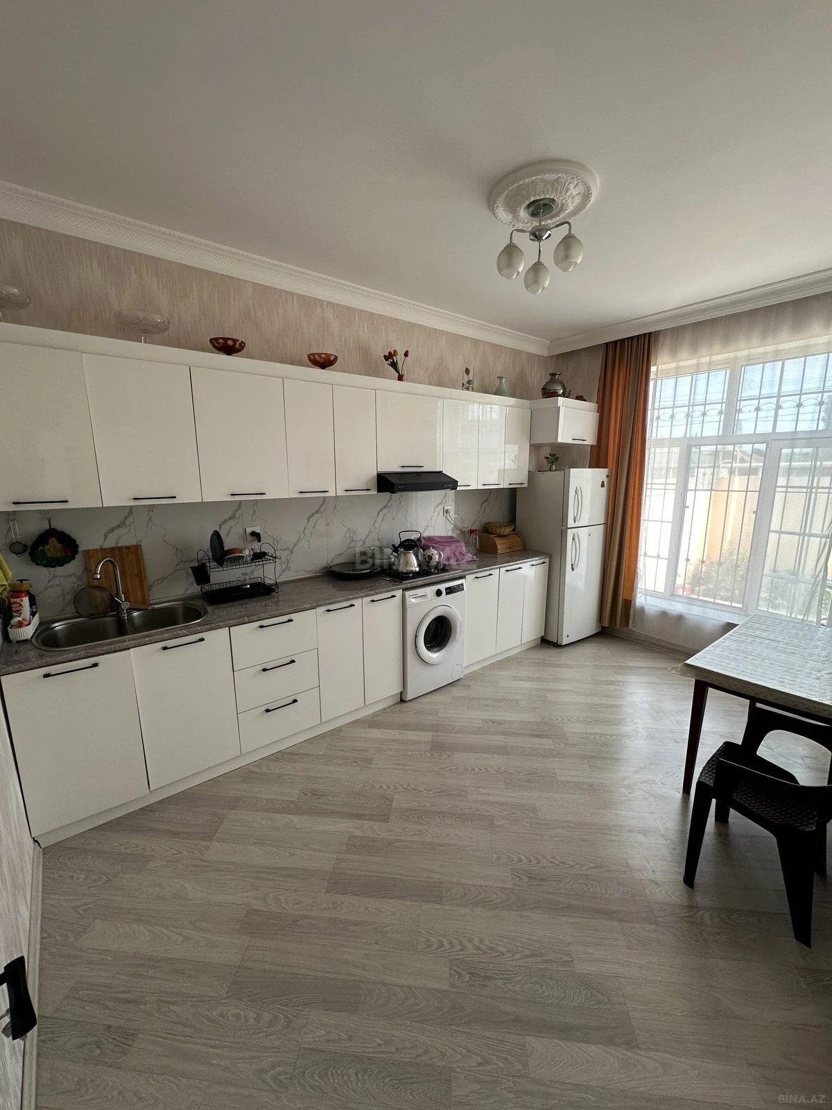 Satılır 4 otaqlı həyət evi 100 m²