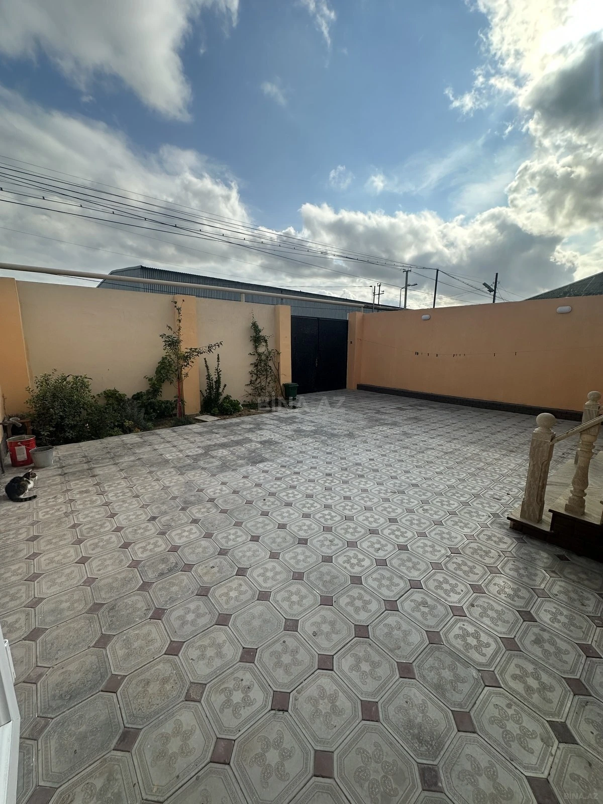 Satılır 4 otaqlı həyət evi 100 m²