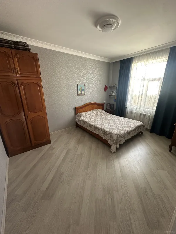 Satılır 4 otaqlı həyət evi 100 m²