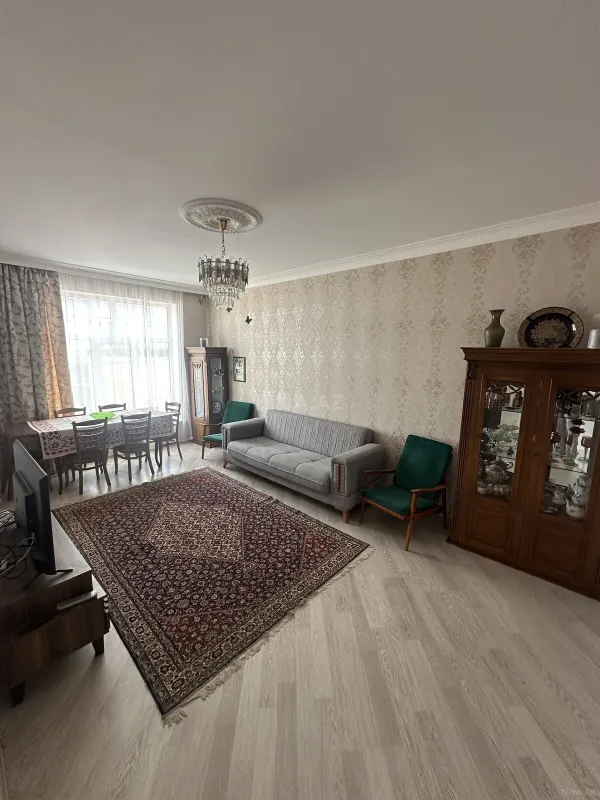 Satılır 4 otaqlı həyət evi 100 m²