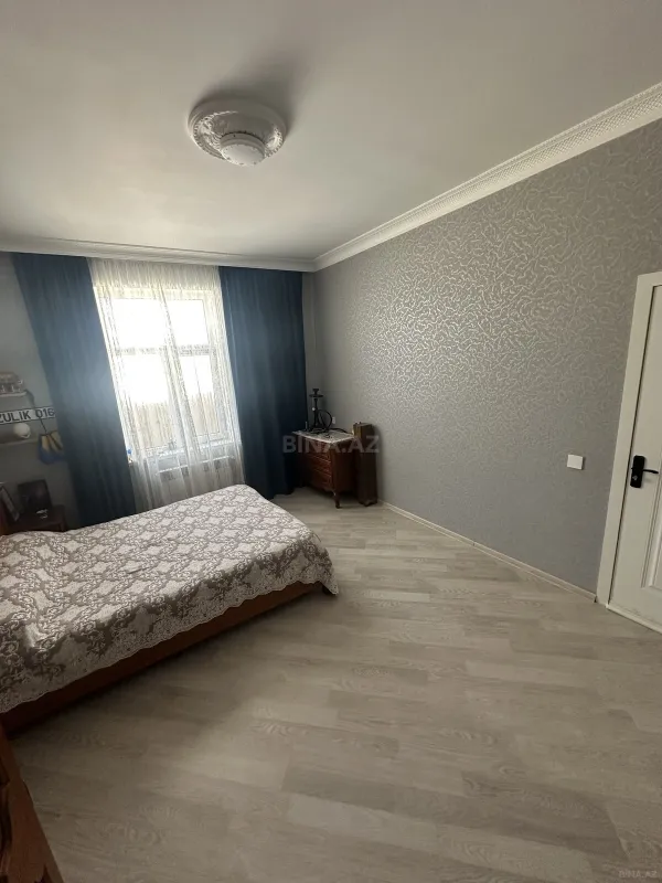 Satılır 4 otaqlı həyət evi 100 m²