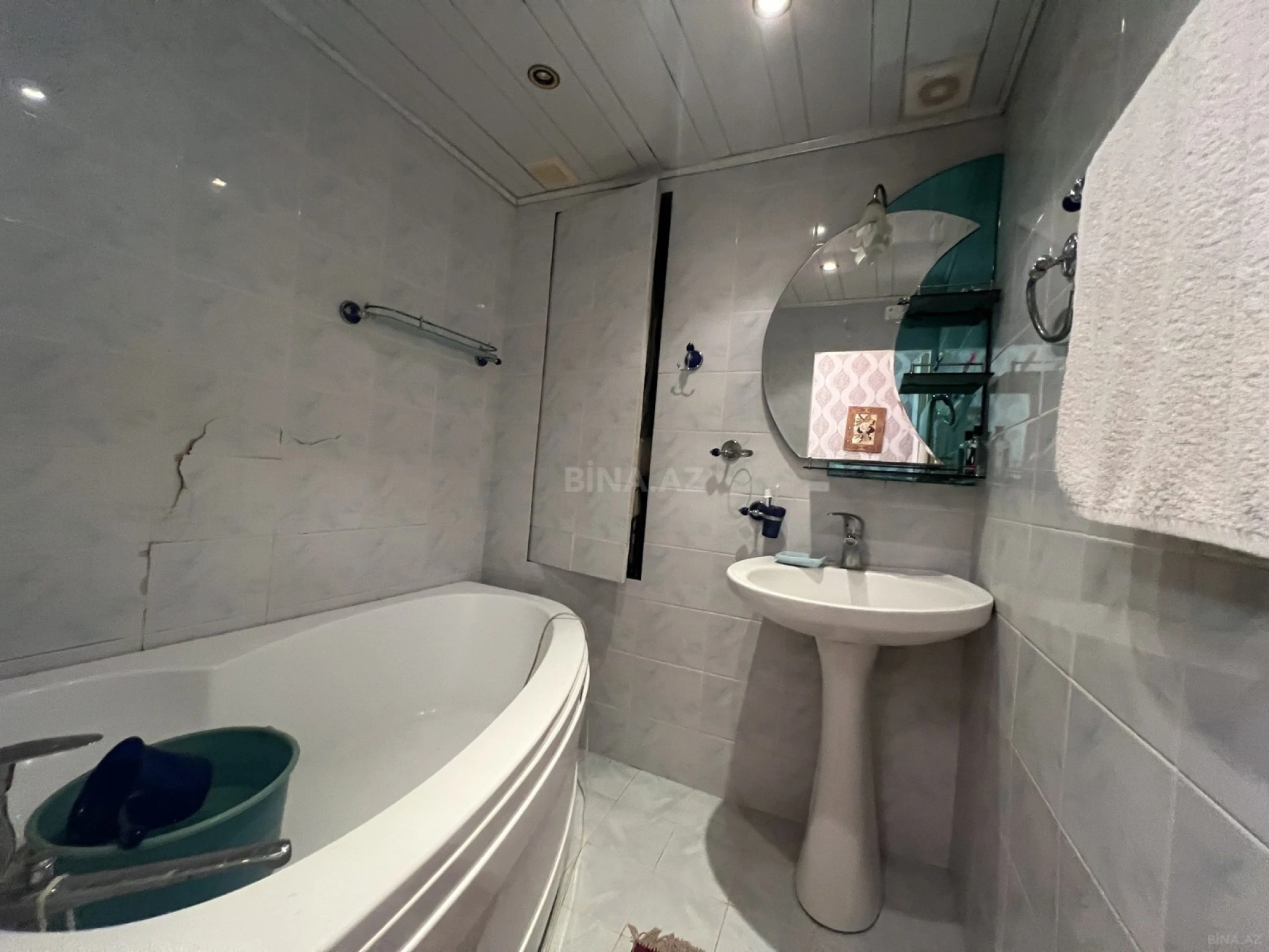 Satılır 2 otaqlı mənzil 60 m²