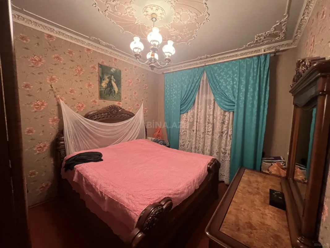 Satılır 2 otaqlı mənzil 60 m²