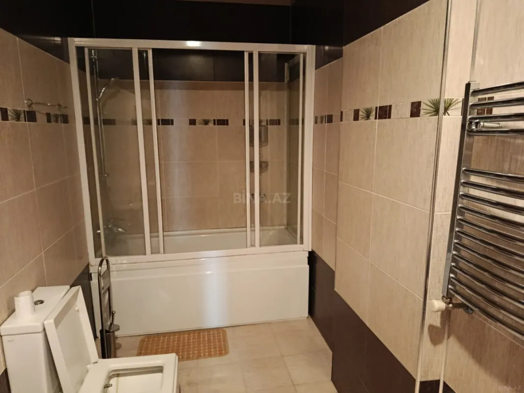 Kirayə verilir 3 otaqlı mənzil 169 m²