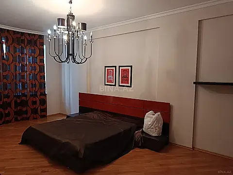 Kirayə verilir 3 otaqlı mənzil 169 m²