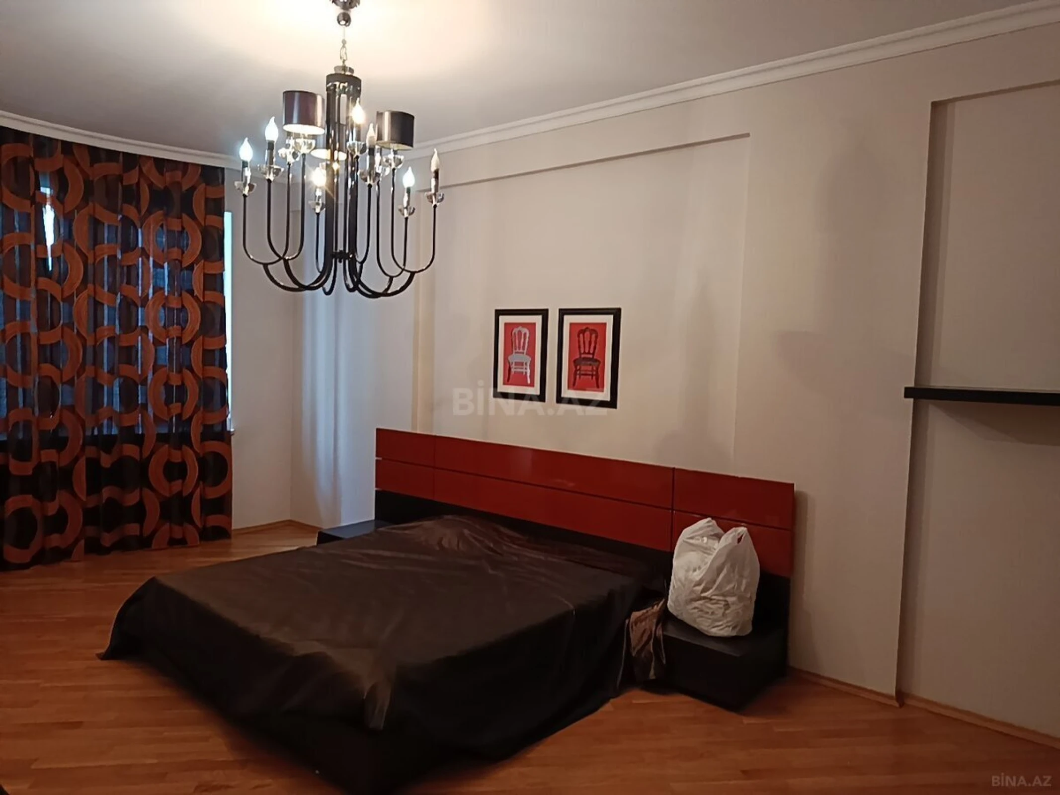 Kirayə verilir 3 otaqlı mənzil 169 m²