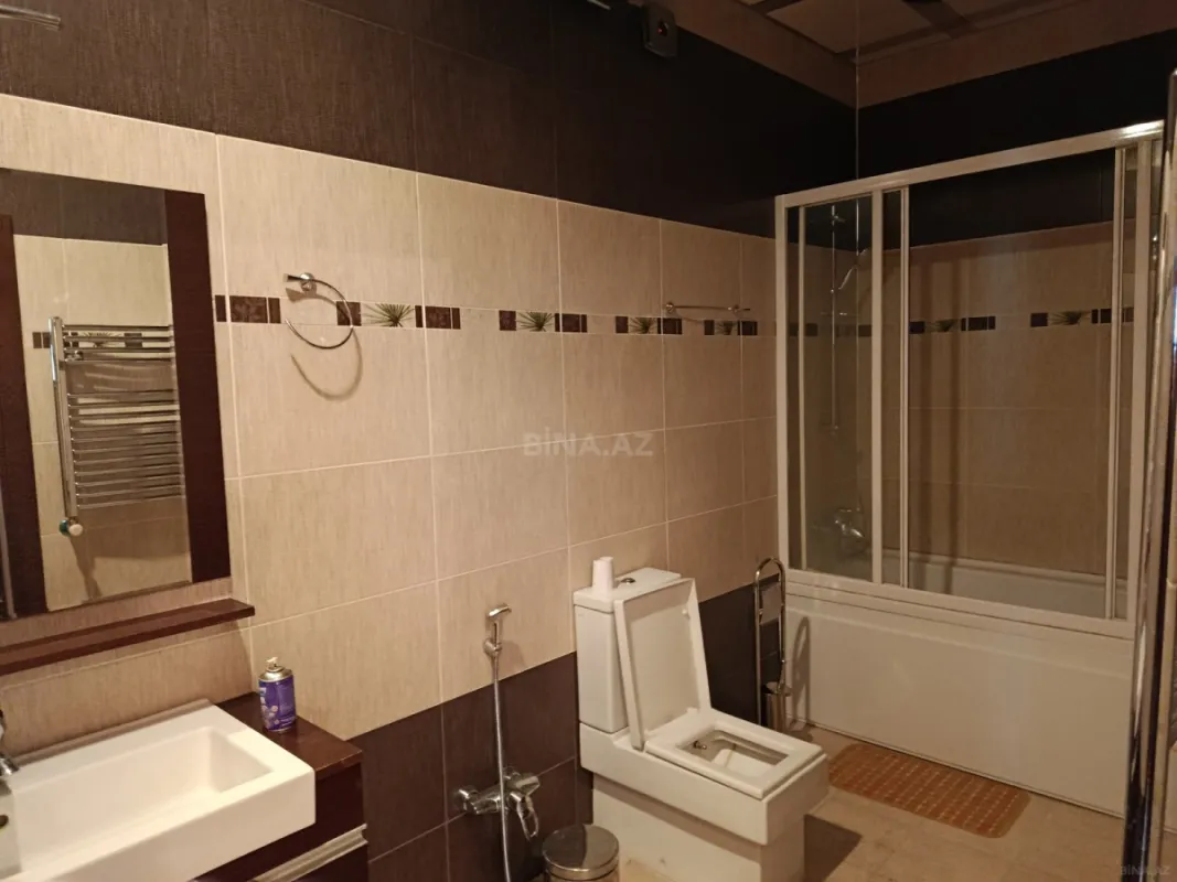 Kirayə verilir 3 otaqlı mənzil 169 m²