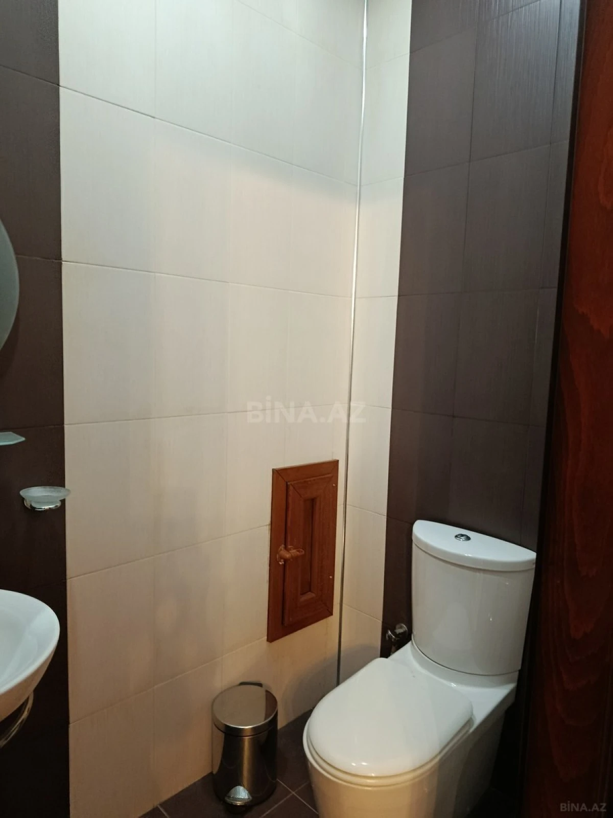 Kirayə verilir 3 otaqlı mənzil 169 m²