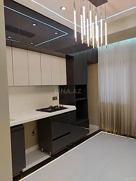Satılır 4 otaqlı mənzil 141 m²