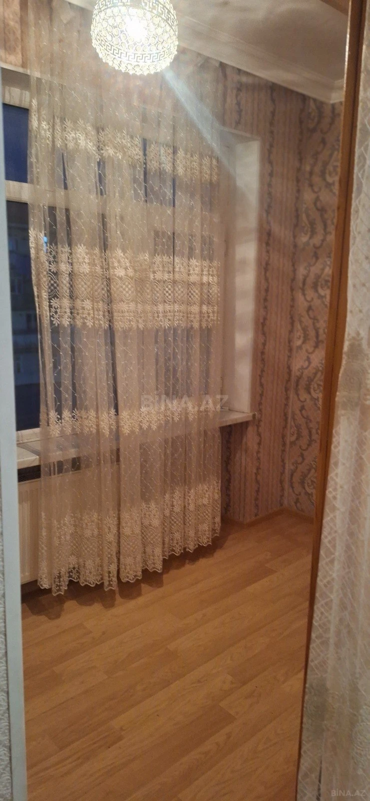 Kirayə verilir 2 otaqlı mənzil 70 m²