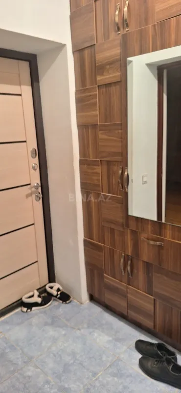 Kirayə verilir 2 otaqlı mənzil 70 m²
