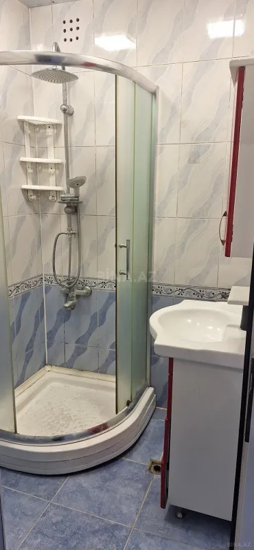 Kirayə verilir 2 otaqlı mənzil 70 m²