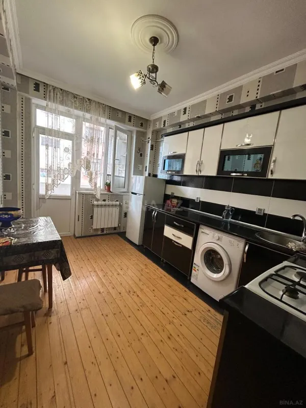 Satılır 2 otaqlı mənzil 70 m²