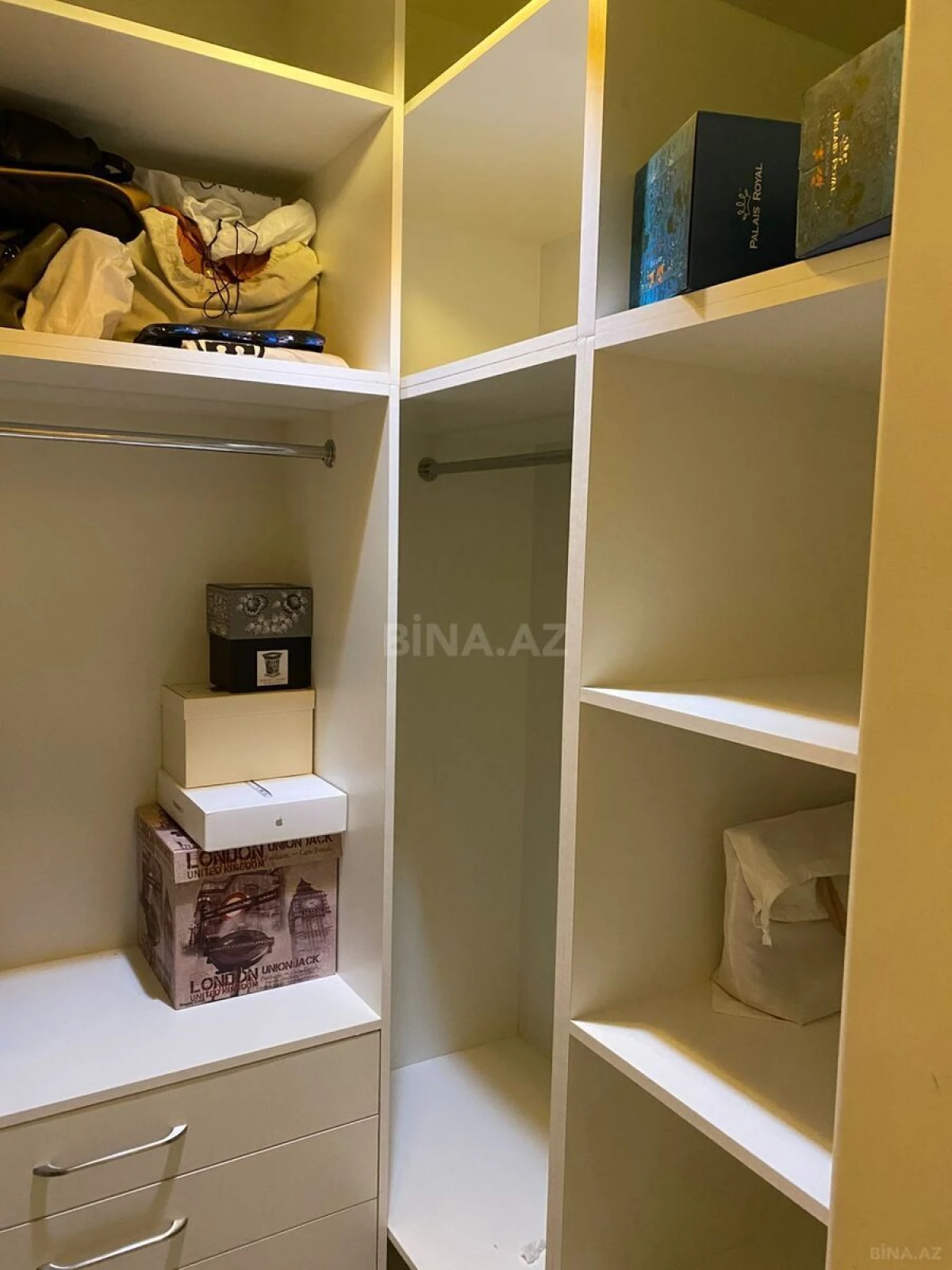 Satılır 4 otaqlı mənzil 123.7 m²